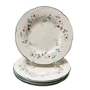 Pfaltzgraff "Winterberry" Dinner Plates Set Of 4 Christmas Holiday 10" Plates